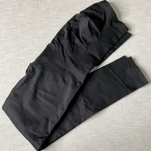 BNWT Motherhood Maternity Compression Leggings